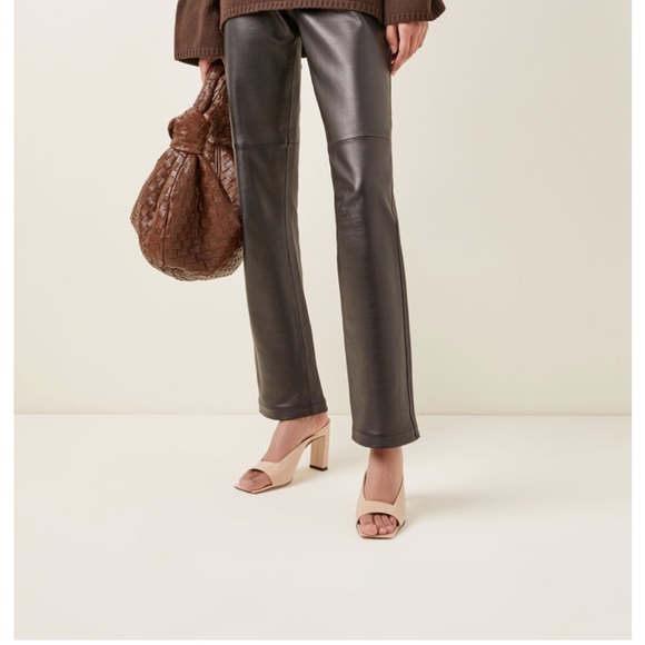 WANDLER - ISA sandal goat leather shiny almond size 39 - Picture 2 of 14